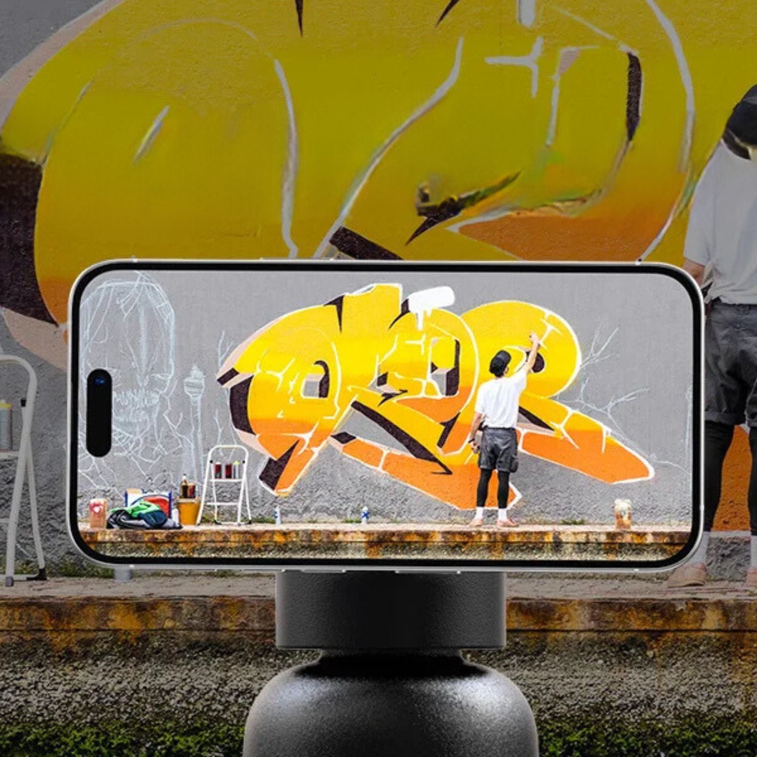 Magnetic Water Bottle & Phone Holder 15 Magnetic Water Bottle & Phone Holder