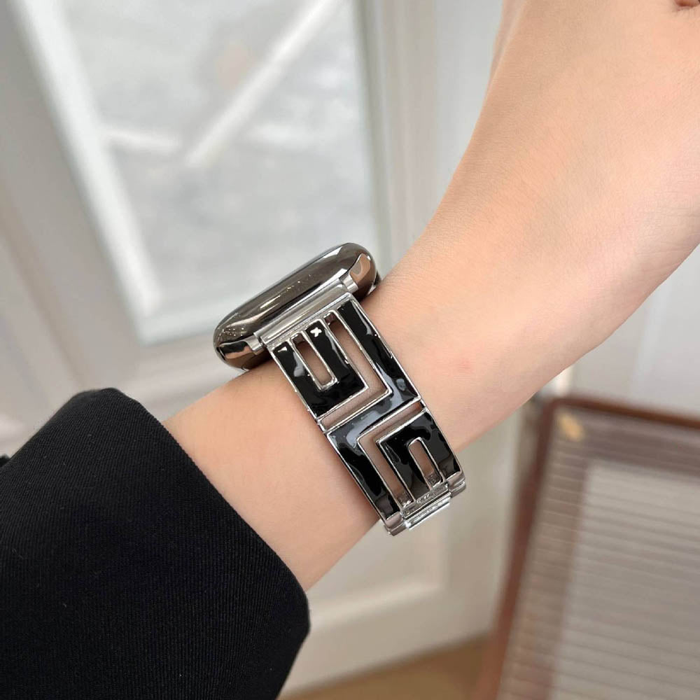 Women’s Square-Link Stainless Steel Apple Watch Band 18 Women’s Square-Link Stainless Steel Apple Watch Band