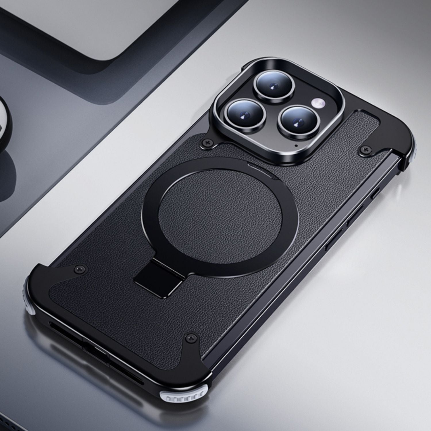 Minimal Magnetic Case for iPhone 14 Minimal Magnetic Case for iPhone